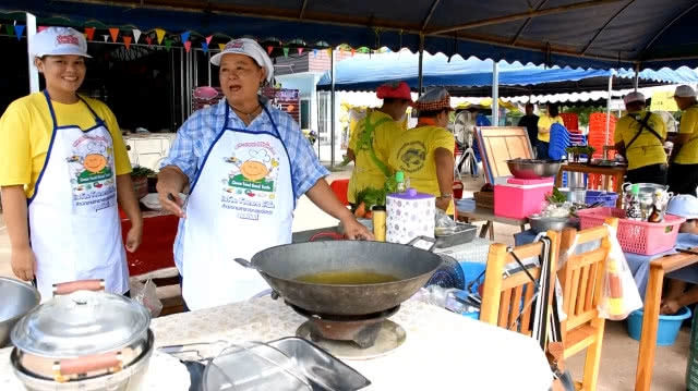 จัดแข่งขันกินปลาเผา เทศกาลกินปลา ราชาแห่งโปรตีน