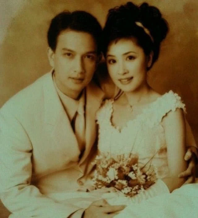 จาก "คู่ขวัญ" สู่ "คู่ชีวิต" 18 ปี ชีวิตคู่ "กวาง-น็อต"