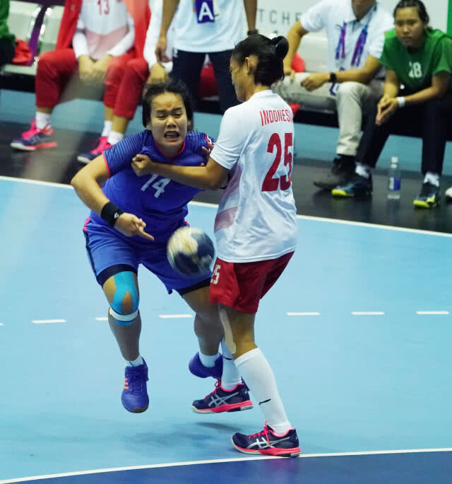 แฮนด์บอลสาวไทย...อัดเจ้าภาพอินโดฯขาดลอยศึกเอเชียนเกมส์