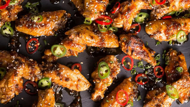 อาจเจอคุก 20 ปี! ปู่อเมริกันยิงลูกชายสาหัสหลังเถียงกันเรื่องปีกไก่ย่าง