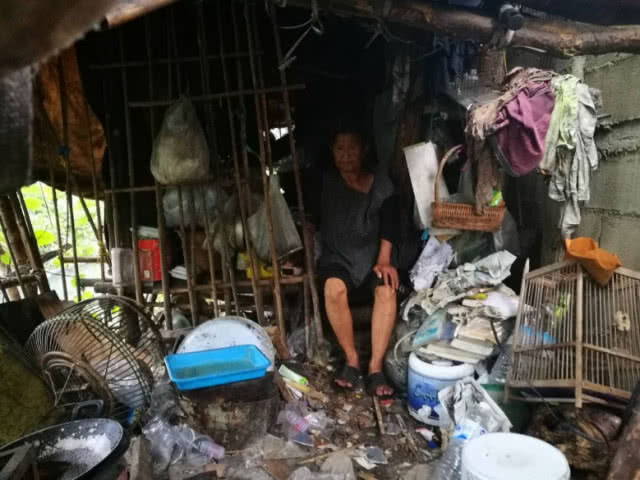 ตัดผมระดมทุน! ช่วยยายวัย 74 ปียากไร้
