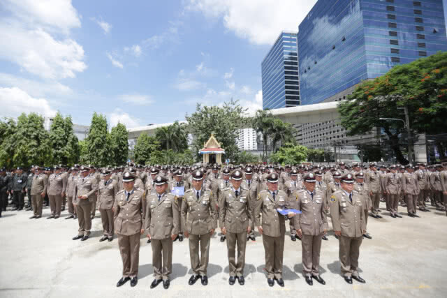 กองปราบฯ จัดงานสถาปนาครบรอบ 70 ปี มอบโล่รางวัลตำรวจดีเด่น "ภูมินทร์"