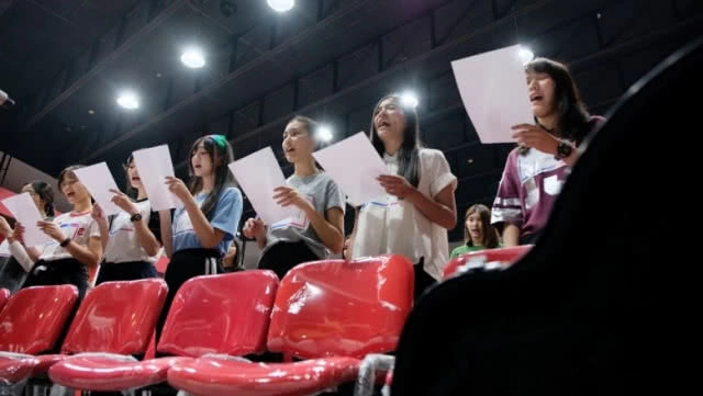 ตามติดชีวิต "BNK48 รุ่น 2"