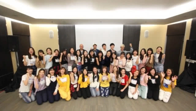 ตามติดชีวิต "BNK48 รุ่น 2"