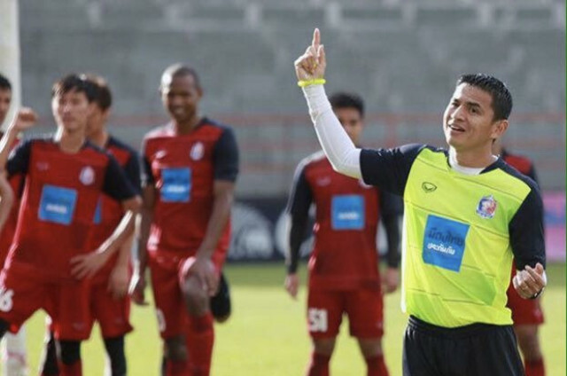 แฟนบอลเรียกร้อง "ซิโก้" คัมแบ็คคุมทัพ "ช้างศึก"