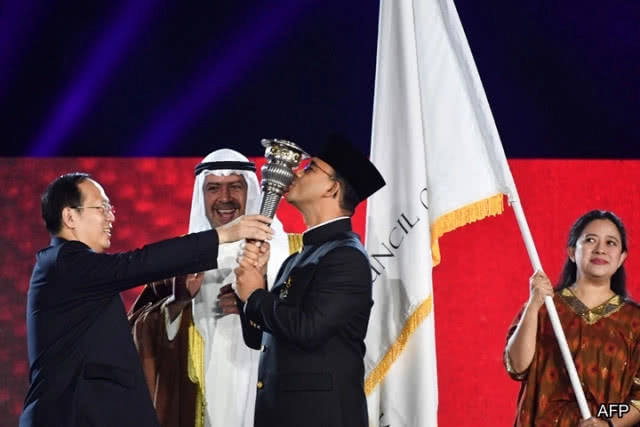 พิธีปิด "เอเชียนเกมส์ 2018" ส่งไม้ต่อ ที่ "หางโจว" ประเทศจีน ปี 2022