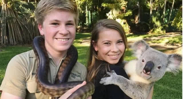 ข่าวดังในอดีต! สลด "สตีฟ เออร์วิน"  นักล่าจระเข้ชื่อดังโดนหางปลากระเบนแทงทะลุหัวใจดับ