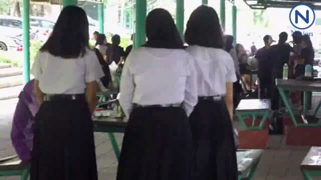 สั่งพักงานแล้ว!! อาจารย์ "ขออึ๊บ" แลกเกรด
