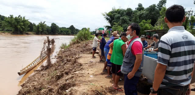 เรือฝึกซ้อมแข่งล่มฝีพายทหารมทบ.38สูญหาย 3 ราย