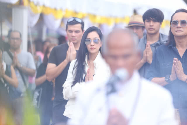 "หม่อมน้อย" นำทีมบวงสรวง ภาพยนตร์ซีรีย์เทิดพระเกียรติ "ศรีอโยธยา 2"