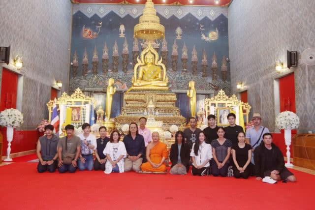 "หม่อมน้อย" นำทีมบวงสรวง ภาพยนตร์ซีรีย์เทิดพระเกียรติ "ศรีอโยธยา 2"