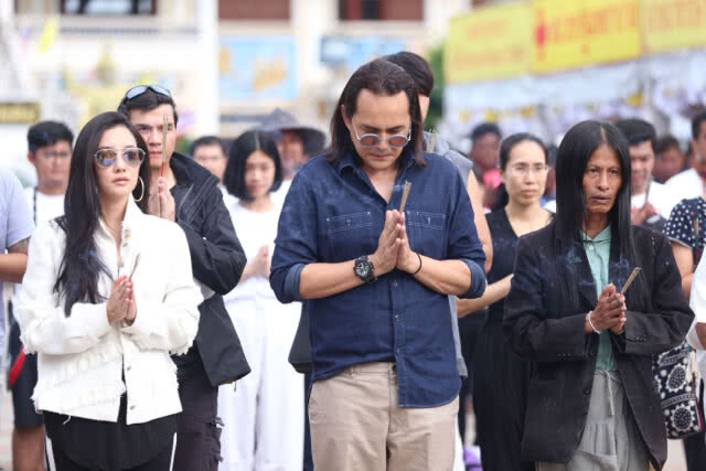"หม่อมน้อย" นำทีมบวงสรวง ภาพยนตร์ซีรีย์เทิดพระเกียรติ "ศรีอโยธยา 2"
