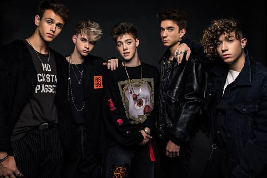 5 หนุ่ม "วาย ดอนท์ วี เปิดตัวแรงขึ้นอันดับ 1 ชาร์ตอัลบั้มของไอทูนส์ 5 หนุ่ม "วาย ดอนท์ วี เปิดตัวแรงขึ้นอันดับ 1 ชาร์ตอัลบั้มของไอทูนส์