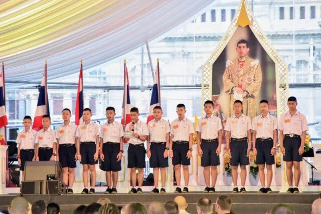 คึกคัก!!! งานเลี้ยงขอบคุณ "รวมใจเป็นหนึ่งเดียว" เจ้าหน้าที่ช่วยทีมหมูป่าอะคาเดมี