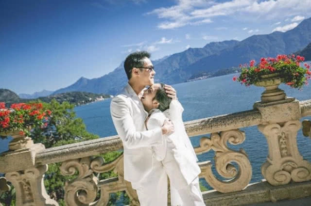 (ชมคลิป) "พลอย" ซึ้งน้ำตาแตก! "กันต์" เซอร์ไพรส์คุกเข่าขอแต่งงาน