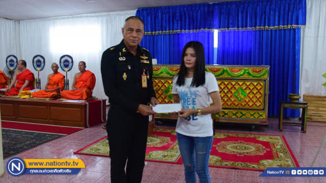สุดเศร้า! รดน้ำศพพลทหารเหตุเรือแข่งล่มแม่น้ำน่าน