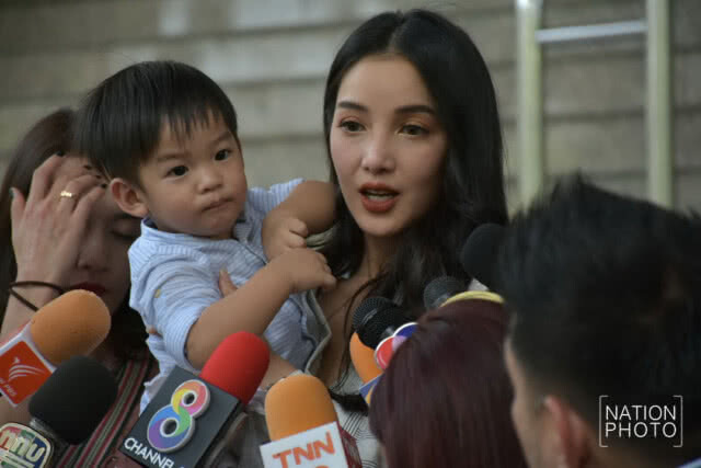 "แพท ณปภา" เดินทางมาให้กำลังใจ "เบนซ์ เรซซิ่ง"