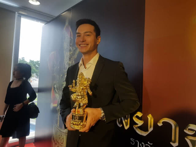 "ปีเตอร์" ทุ่มเทถ่ายทำแรงเงา2 แย้มค่ายบรอดคาซท์ทาบลงละคร