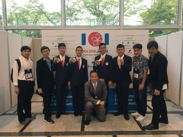 เด็กไทยสร้างชื่อ 1 เหรียญเงิน 3 เหรียญทองแดง คอมพิวเตอร์โอลิมปิกที่ญี่ปุ่น