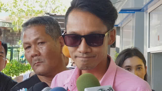 ศาลจังหวัดสมุทรสาครอนุมัติหมายจับพีท เจ้าของแผงล๊อตเตอรี่ 90 ล้านบาทแล้ว