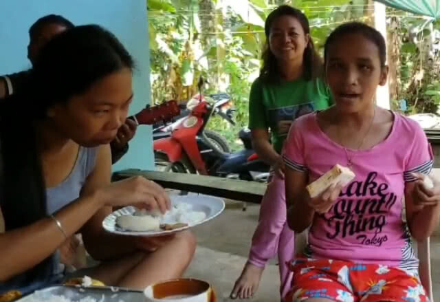 ชาวเน็ตเคลิ้ม... สาวฟิลิปปินส์ตาบอดกับพลังเสียงสุดน่าทึ่ง