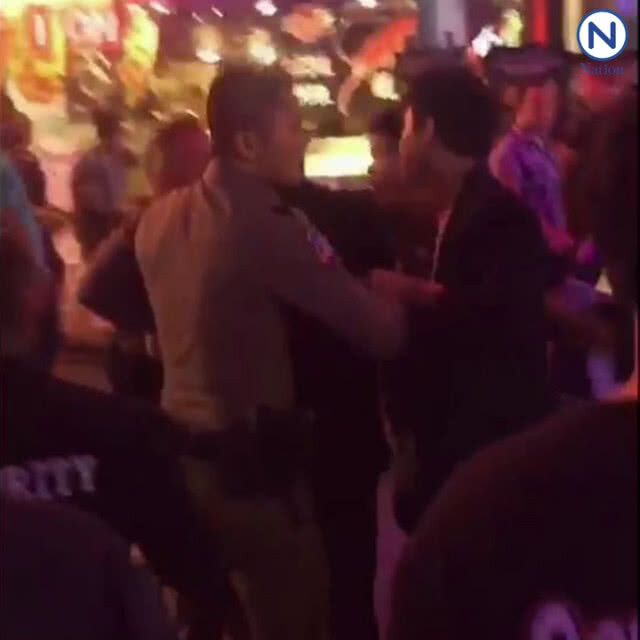 (มีคลิป) ซัดกันยับ ฝรั่ง กับ การ์ดผับ กลางWalking Street
