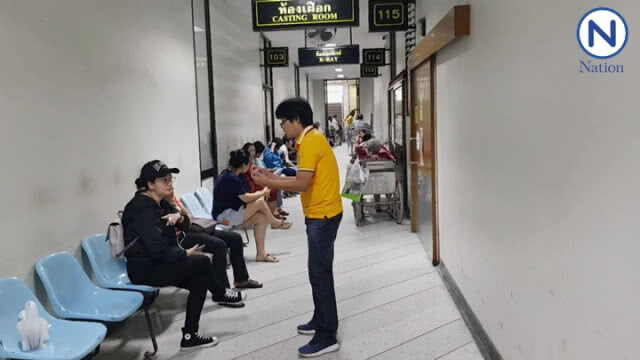 "ปิงปอง สะแกวัลย์" วอนหมอแถลงอาการ "โอ วรุฒ"