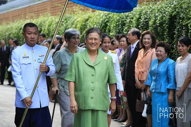 สมเด็จพระเทพรัตนราชสุดาฯ สยามบรมราชกุมารี  เสด็จเปิดร้านมูลนิธิสมเด็จพระพันวัสสาอัยยิกาเจ้า แห่งใหม่