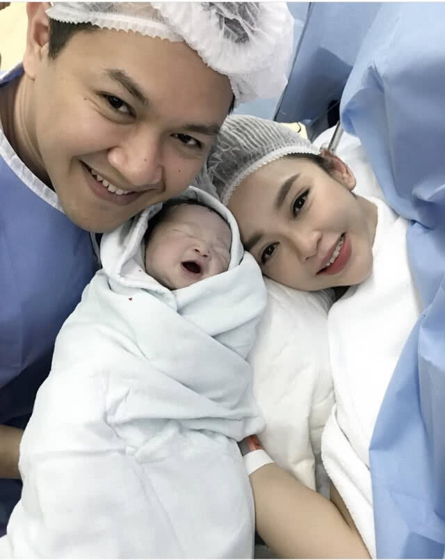 คลอดแล้ว! "น้องปราน ปาลิน" ลูกสาวแม่ "เป้ย ปานวาด"