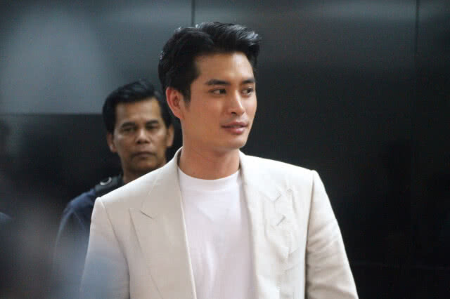 (คลิป) "ปั่นจั่น" แจ้งความเอาผิดเว็บข่าวปลอม กล่าวหา "เก๋ เลเดอเรอร์" ติดเชื่อ HIV จากตนจนฆ่าตัวตาย