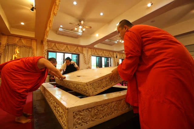 พิธีบำเพ็ญกุศล 7 วัน "โอ วรุฒ" ที่วัดพระสิงห์ เชียงใหม่