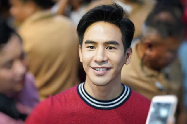โป๊ปฝึกหวดวงสวิง ส่งไม้ต่อความดังให้ ฟิล์ม ธนภัทร