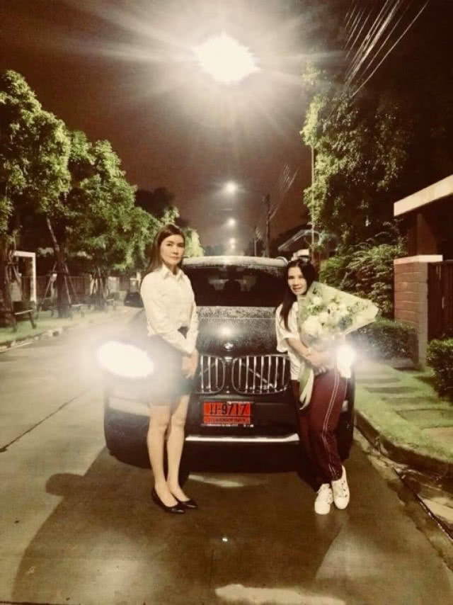 "กานต์" ถอยรถหรู 3 คันรวดภายในวันเดียว