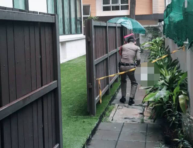 สาวแดนปลาดิบเครียดโรครุมเร้า! ดิ่งคอนโดฯ ย่านสุขุมวิท 49 ดับคาที่