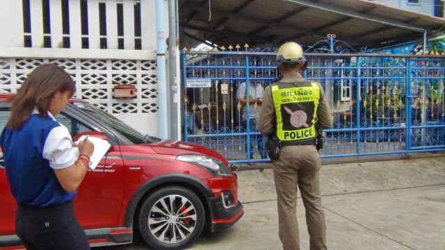 คนในบ้าน "บอยสกล" ปิดประตูเงียบ แจ้ง ตร.ไล่ ไม่ต้อนรับสื่อ!!!