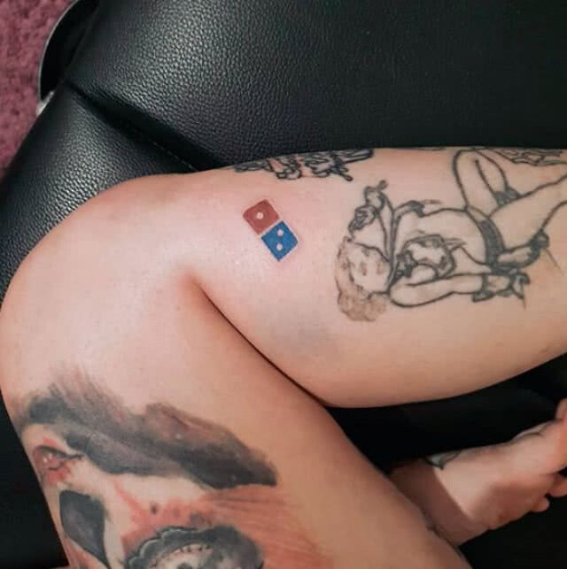 เก้อกันไป! Domino’s Pizza รัสเซียเปลี่ยนใจลดแจกพิซซ่าฟรีหลังประกาศให้คนไปสักรอยโลโก้