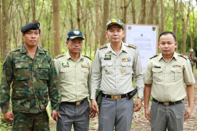 รื้อบ้านพักตากอากาศ-สวนยางพารา รุกอช.ทุ่งแสลงหลวง