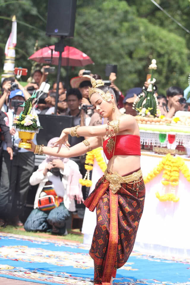 ขนลุก!! ห้างไฟดับ กลางงานเปิดตัว นาคี2
