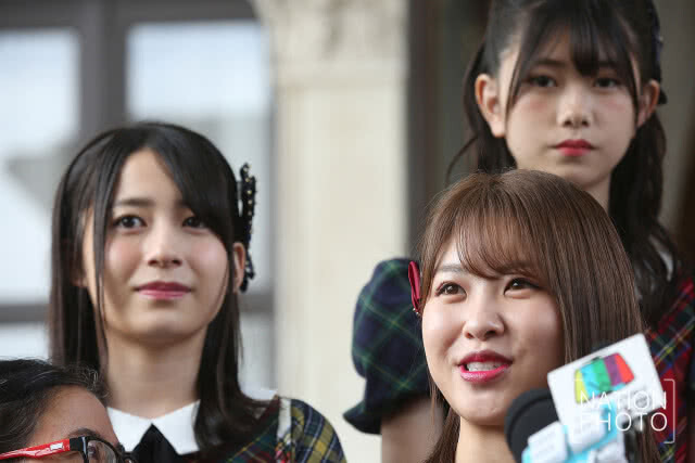 6 สาว AKB48 เข้าพบนายกฯ