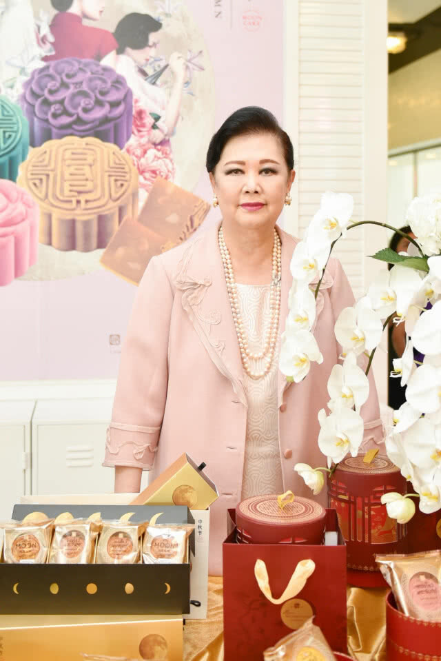 ‘เอส แอนด์ พี’ชวนขอพรดีๆ ด้วยขนมไหว้พระจันทร์ ให้พรของคุณ "สวยดั่งจันทร์ สมดั่งใจ"
