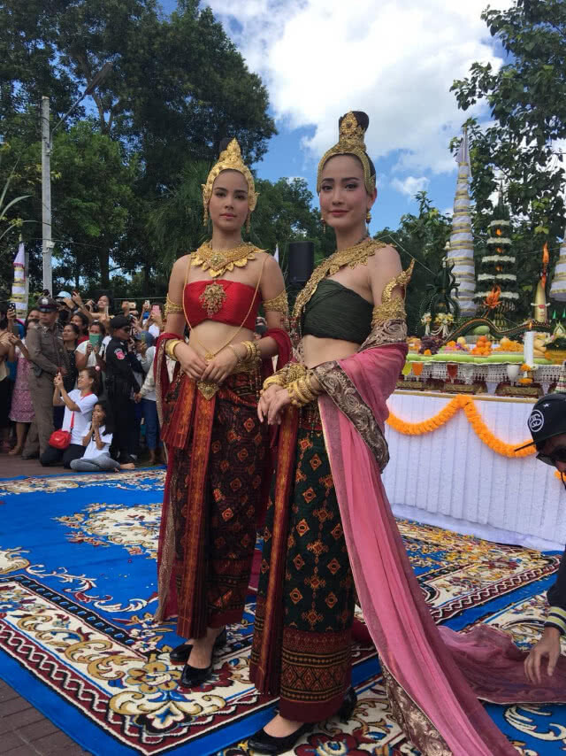 ขนลุก!! ห้างไฟดับ กลางงานเปิดตัว นาคี2