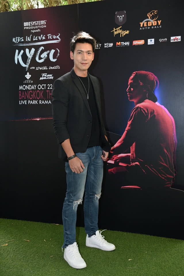 "ลีเดีย" แท็กทีม "ดีเจโอโน่" โชว์เพลงสุดมันส์!!