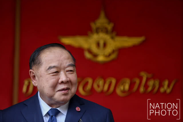 "ประวิตร" ย้ำชัดเจน! เลือกตั้ง 24 ก.พ. 62