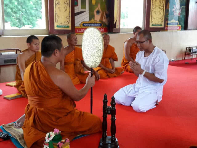 สึกแล้ว!พระซ้อมลูกศิษย์วัด