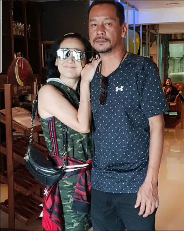 ลูกชายเท่ง หัวร้อน!!! โพสต์ลั่นกลางเฟซ เรื่องพ่อคบชู้ ไม่ต้องมาถาม ไม่อยากรับรู้อะไร