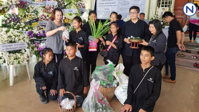 เปิดศาลาให้แฟนคลับ "โอ วรุฒ" กราบศพเป็นครั้งสุดท้าย