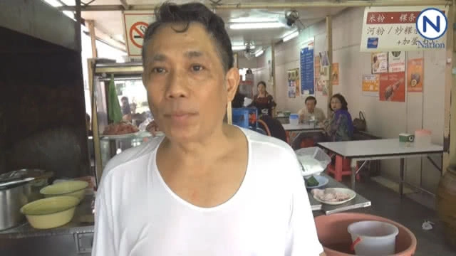 ชาวมาเลย์-สิงคโปร์แห่แวะชิมก๋วยเตี๋ยวราดหน้าราโด้