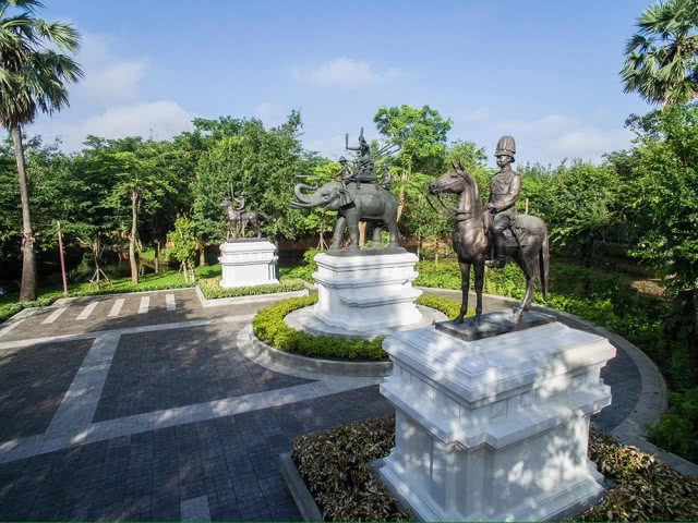 "ณ สัทธา อุทยานไทย" เที่ยวไทยแบบ 4.0 ที่ราชบุรี