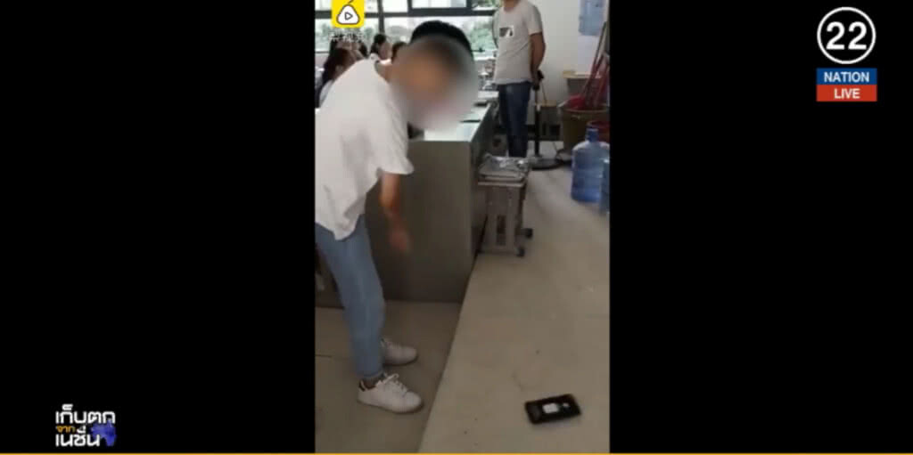(คลิปข่าว) สุดเข้มงวด....ผลของการที่ นร.จีนเอามือถือเข้าห้องเรียน (คลิปข่าว) สุดเข้มงวด....ผลของการที่ นร.จีนเอามือถือเข้าห้องเรียน