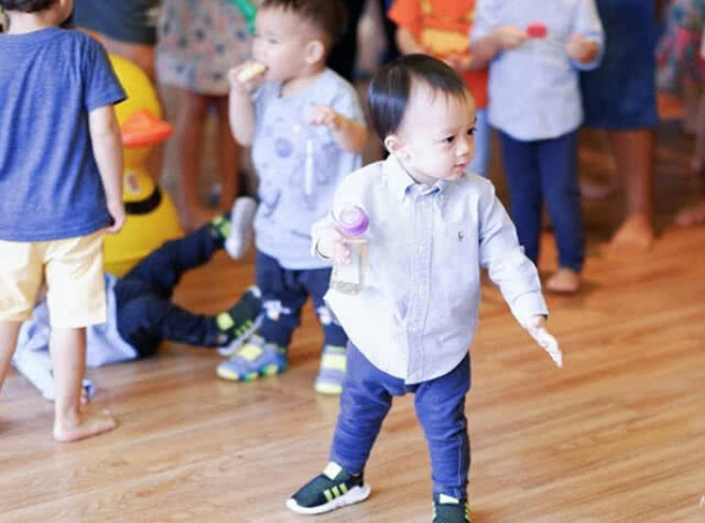 ชมพู่ เผยโมเมนต์จัดงานวันเกิดให้ลูกแฝด รับอยากมีลูกสาว